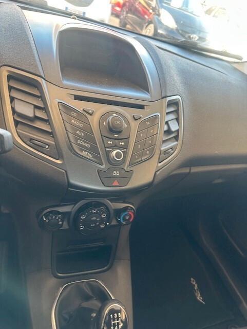 FORD FIESTA 1,5 DIESEL 11/2013