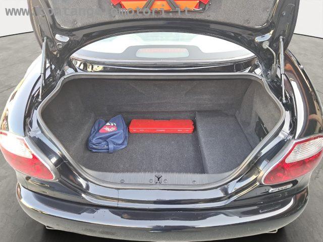 JAGUAR XK8 4.2 Coupé