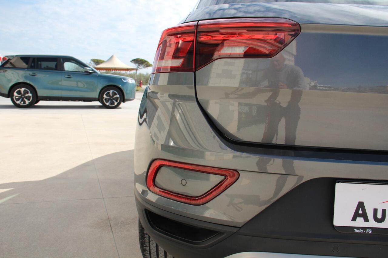 Volkswagen T-Roc 2.0 TDI SCR DSG Life (KW 110 - CV 150)