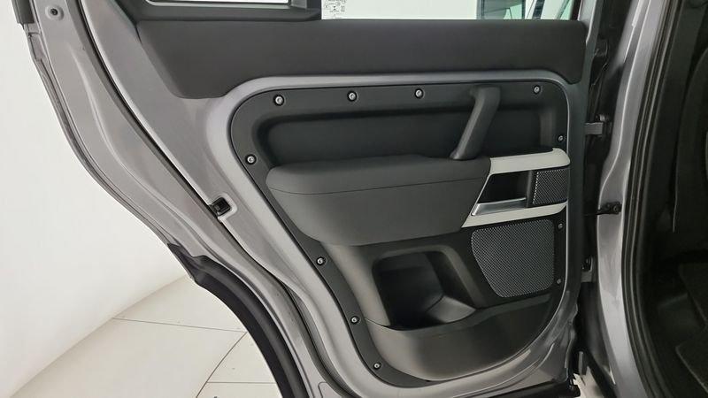 Land Rover Defender 110 3.0D I6 200 CV AWD Auto S