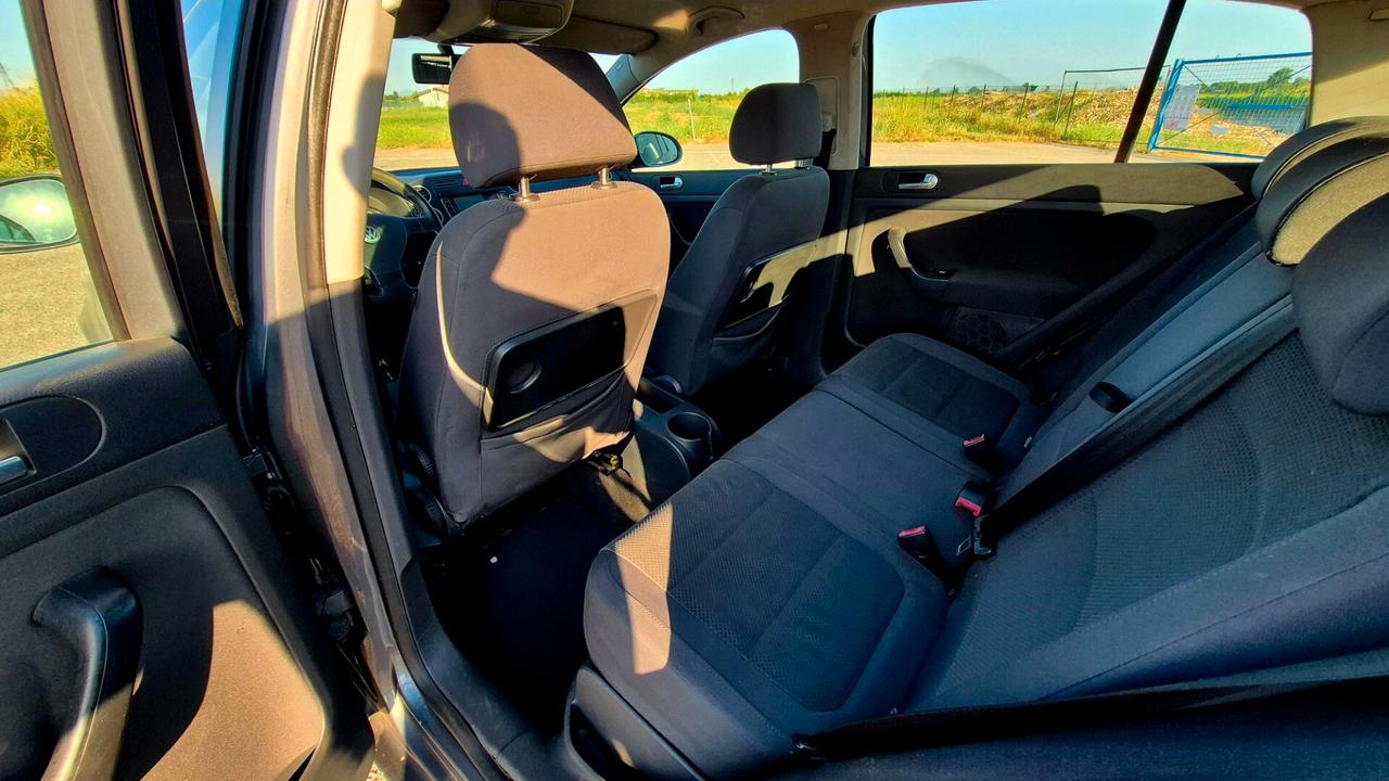 Volkswagen Golf Plus 1.6 NEOPATENTATI UNICO PROPRIETARIO