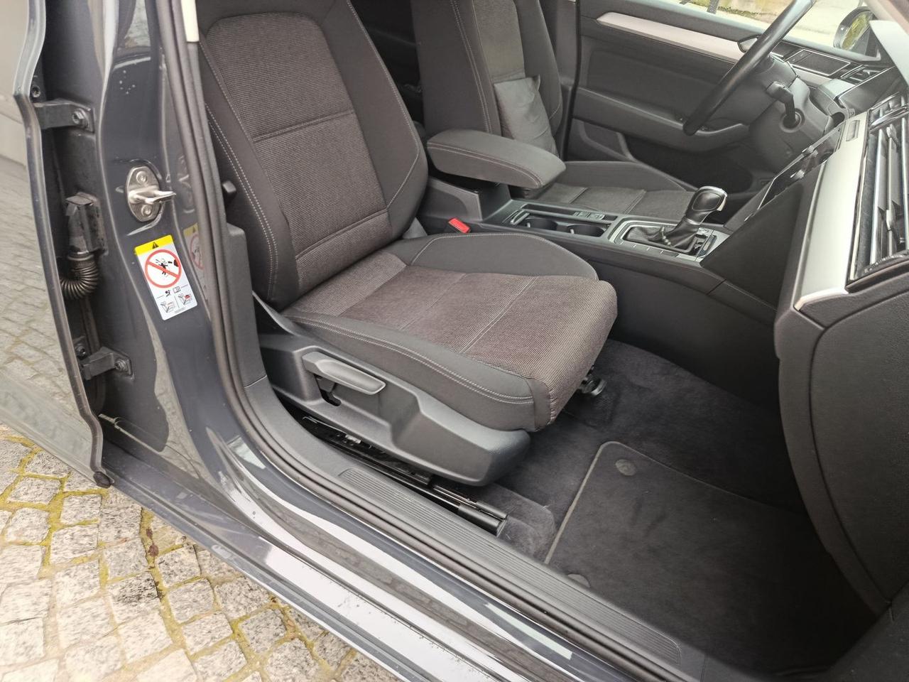 Volkswagen Passat Business 2.0 TDI #9251