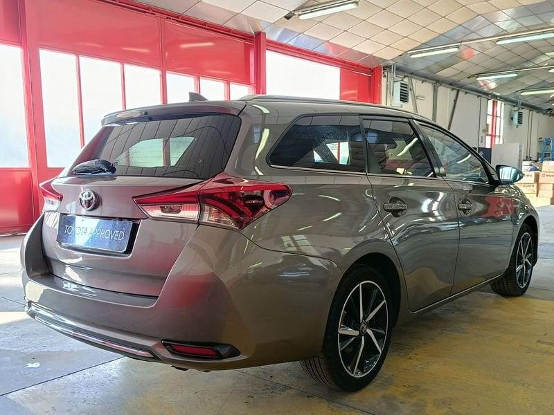 Toyota Auris Touring Sports 1.8 Hybrid Style