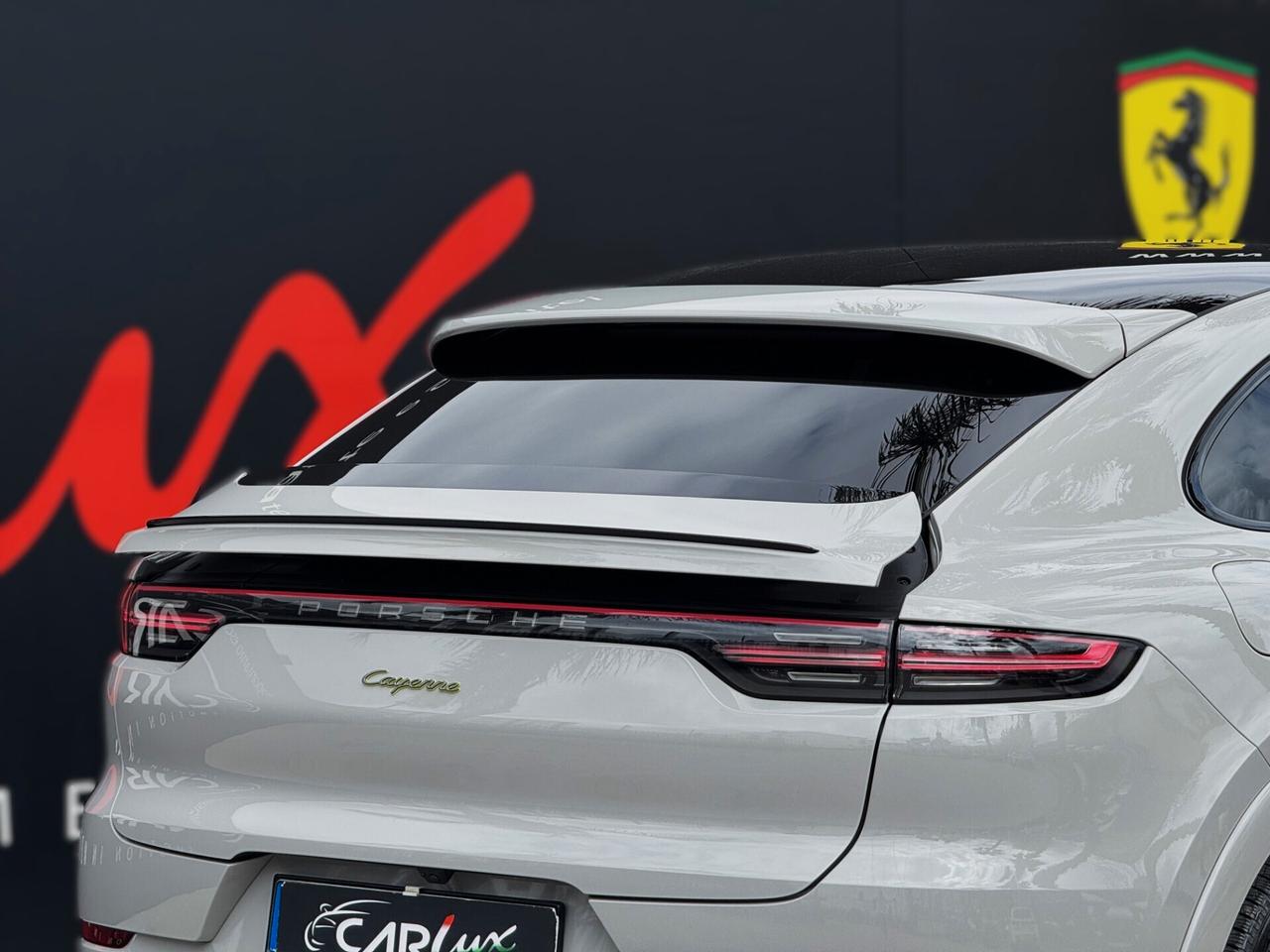 Porsche Cayenne Coupe 3.0 E-Hybrid Platinum Edition