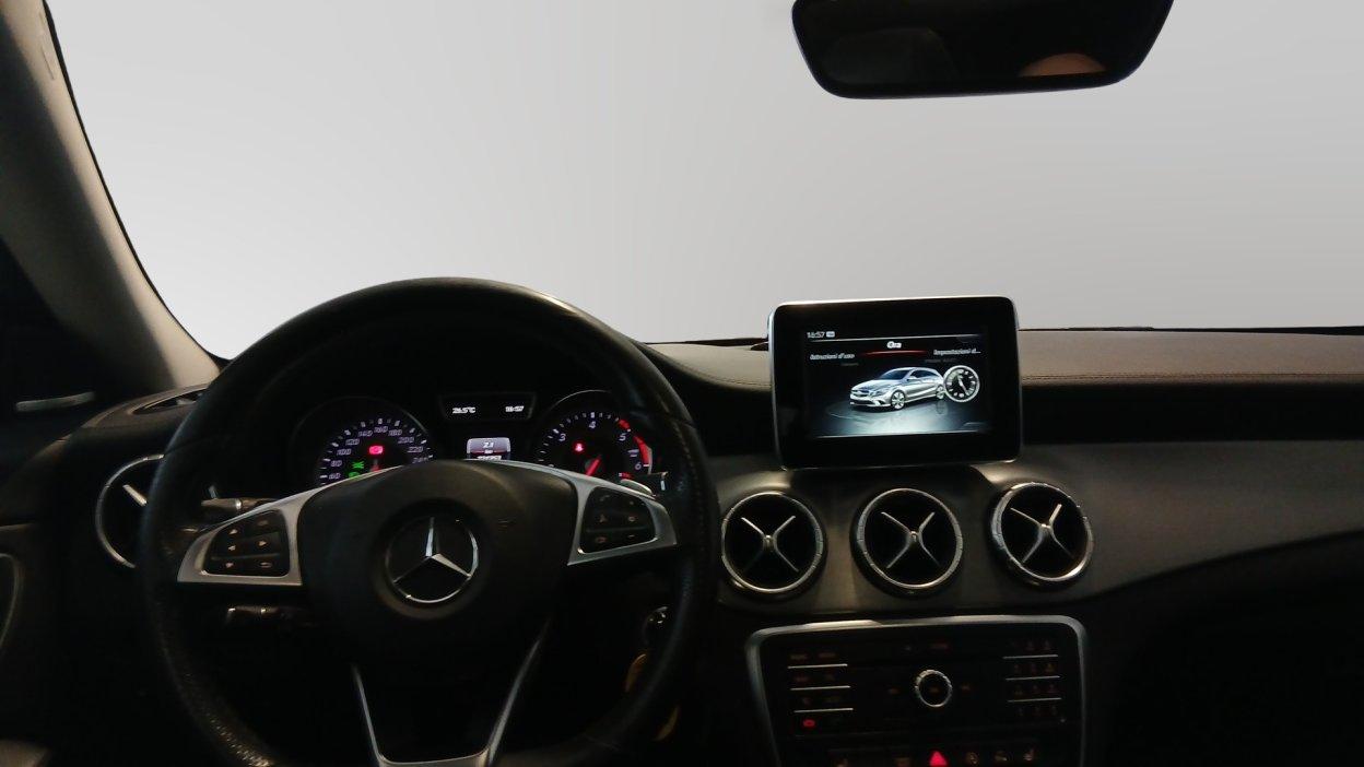 Mercedes-Benz CLA (C/X117) - CLA 220 d S.W. Automatic Premium Dark Night