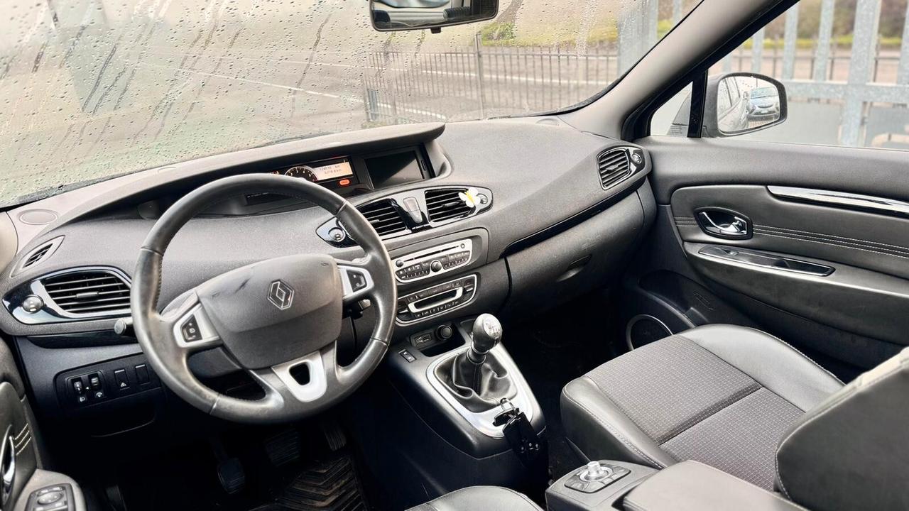 Renault Scenic X-Mod 1.5 dCi 2012 121.000KM