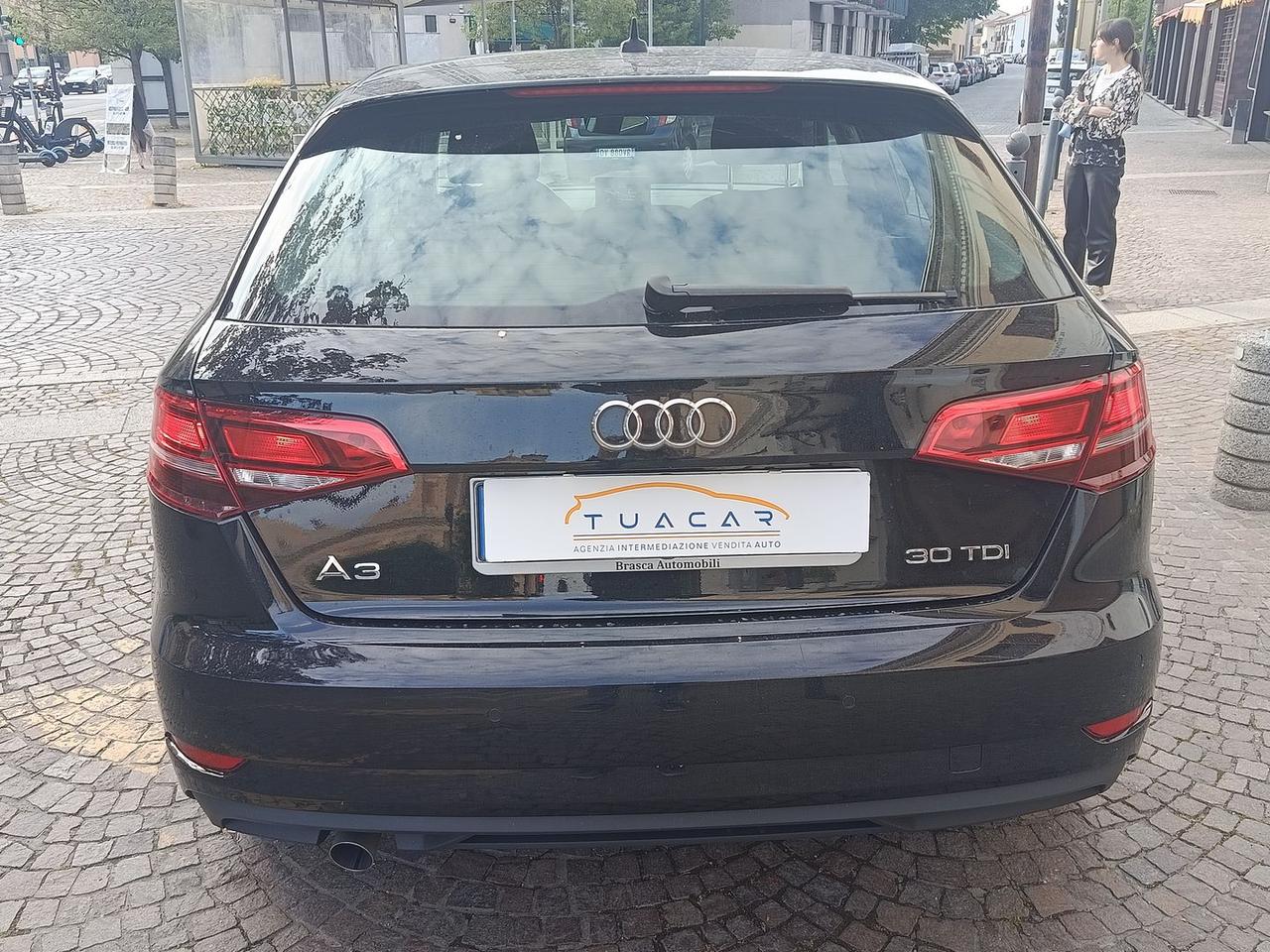 Audi A3 Business 1.6 30 TDI #10427