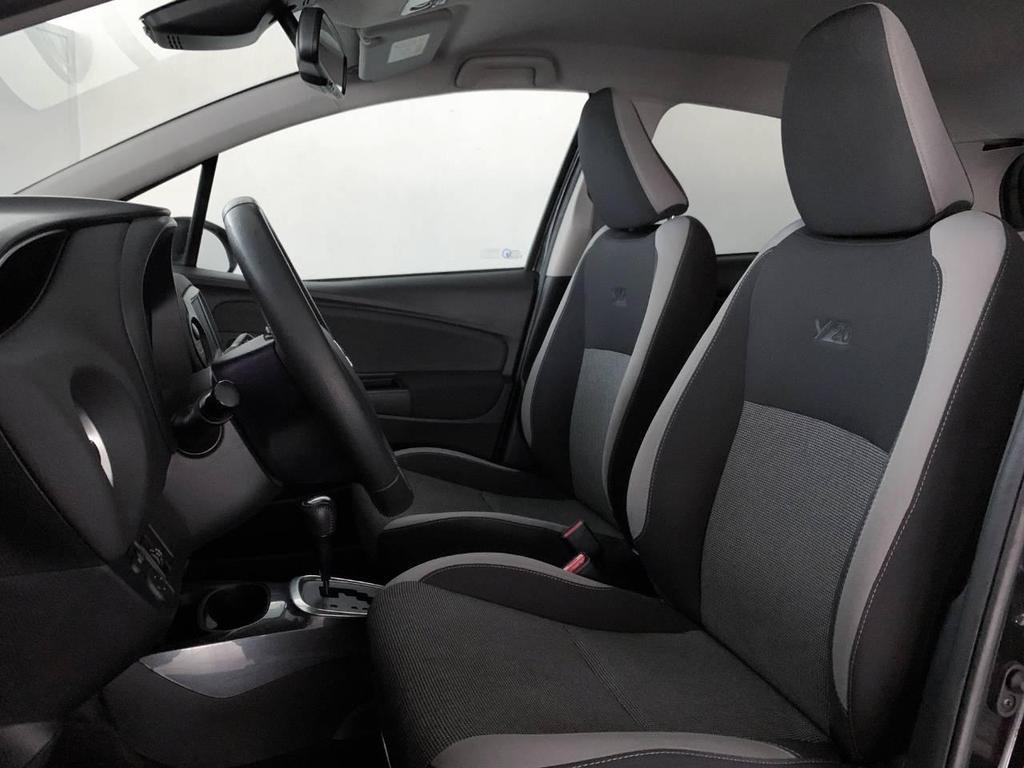 Toyota Yaris 5 Porte 1.5 VVT-i Hybrid Lounge Blue E-CVT