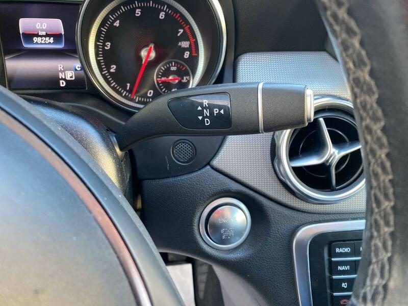 Mercedes-Benz GLA - X156 200 Sport auto