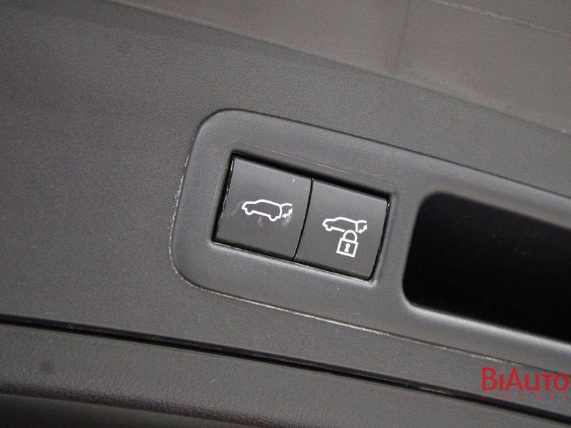 Lexus UX UX Hybrid Design