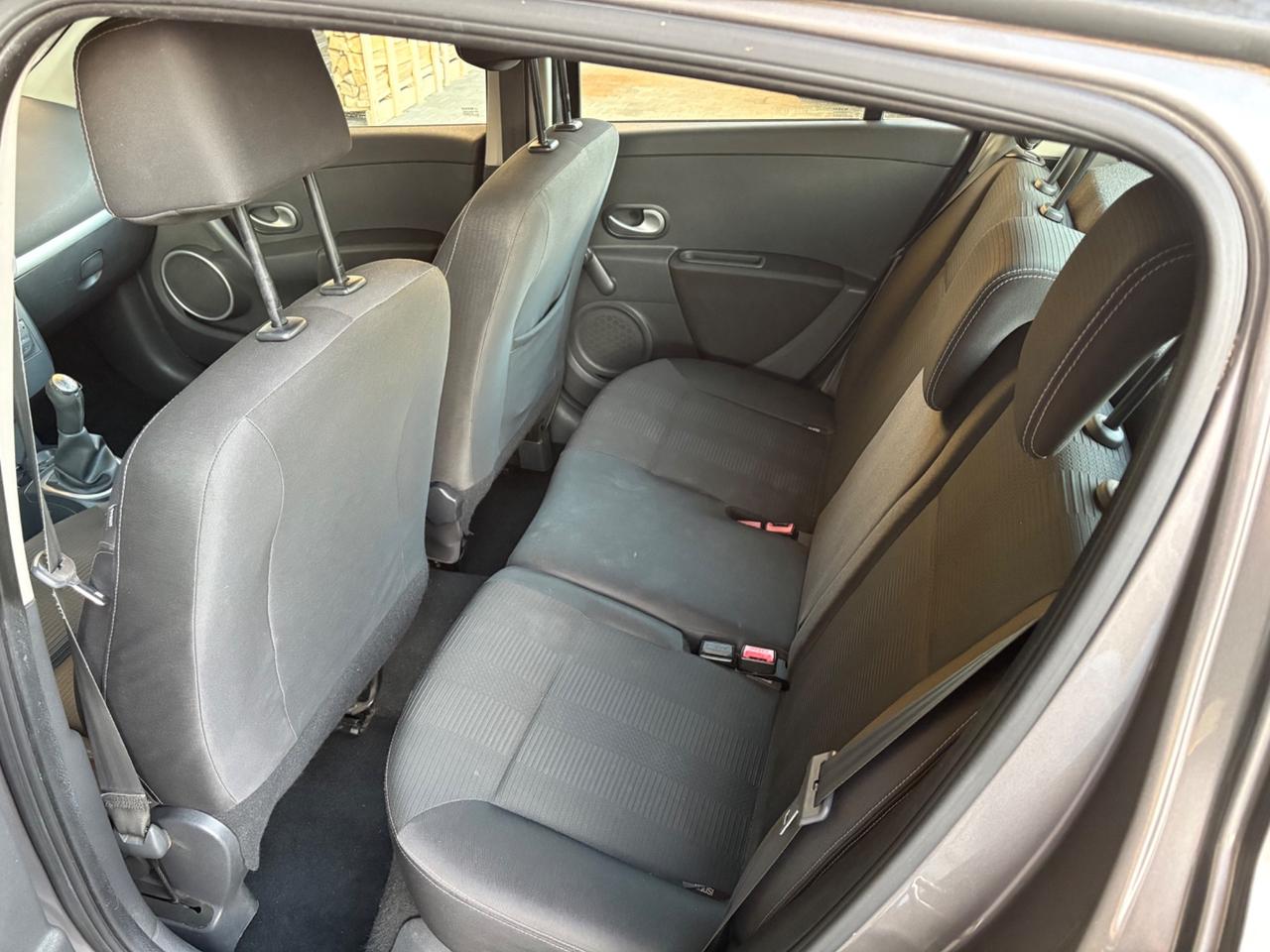 Renault Clio 1.2 16V 5 porte GPL Dynamique