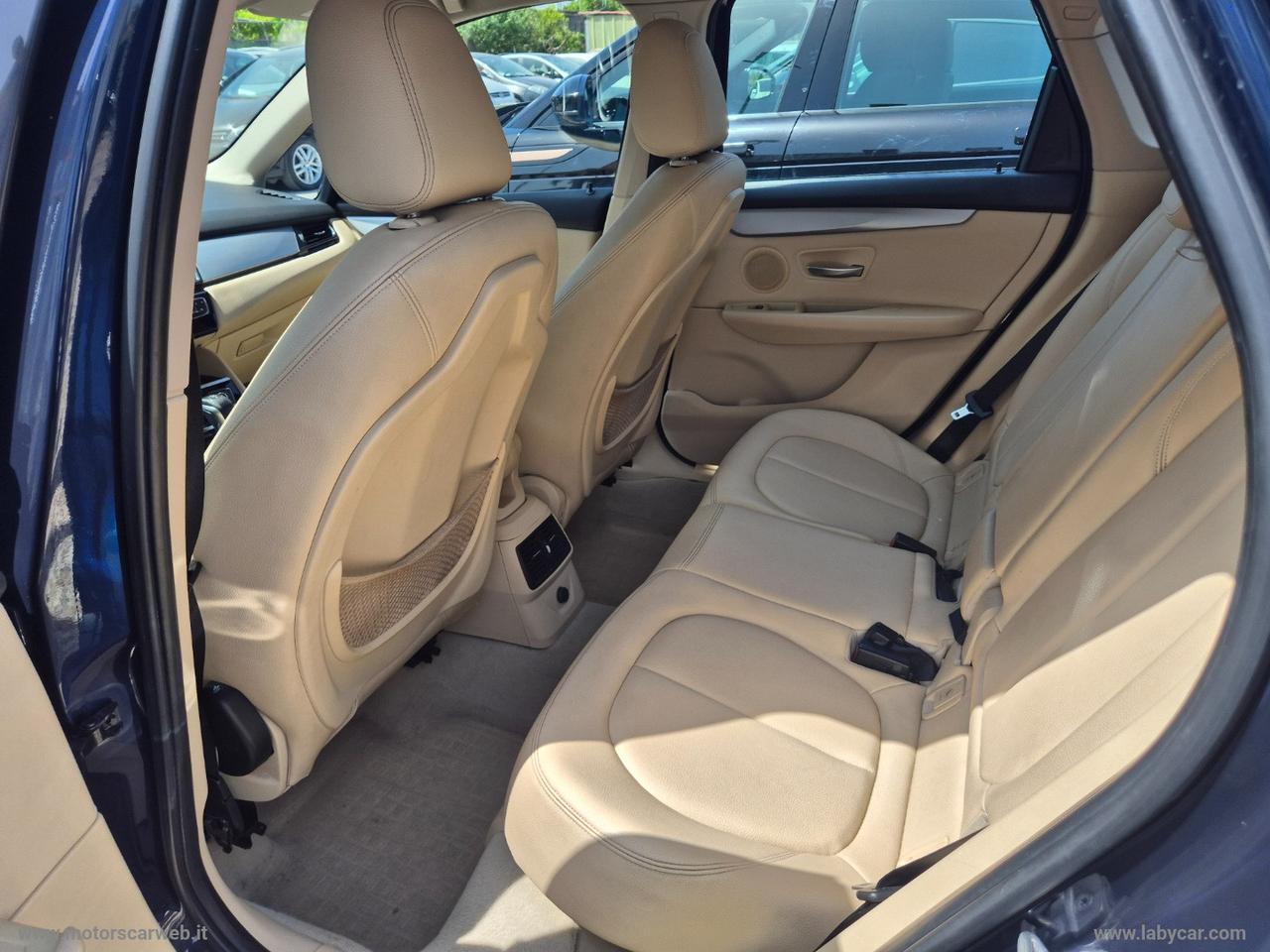 BMW 218d Active Tourer Advantage