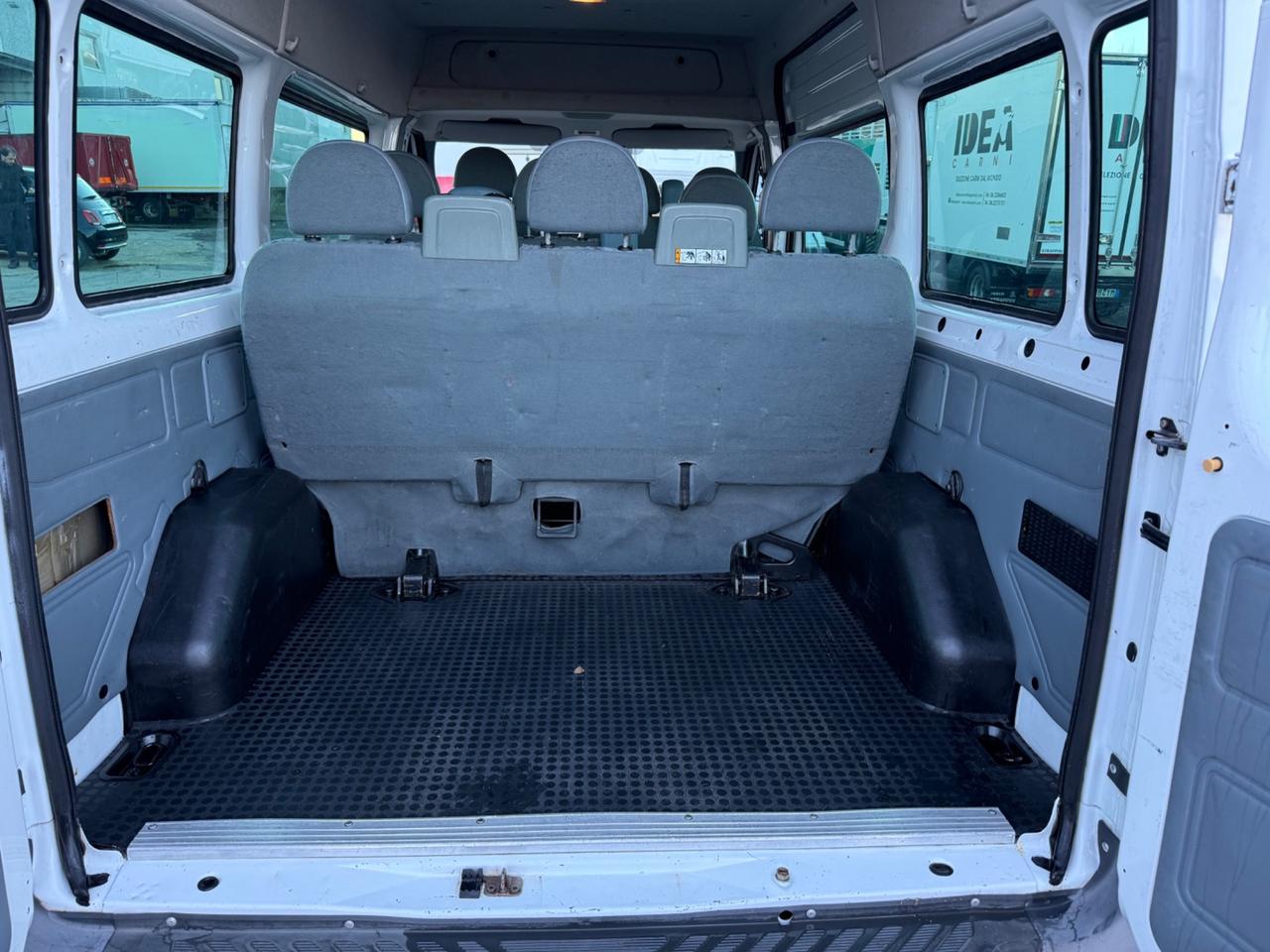 Ford Transit 2.2 Diesel 9 Posti passo lungo tetto alto