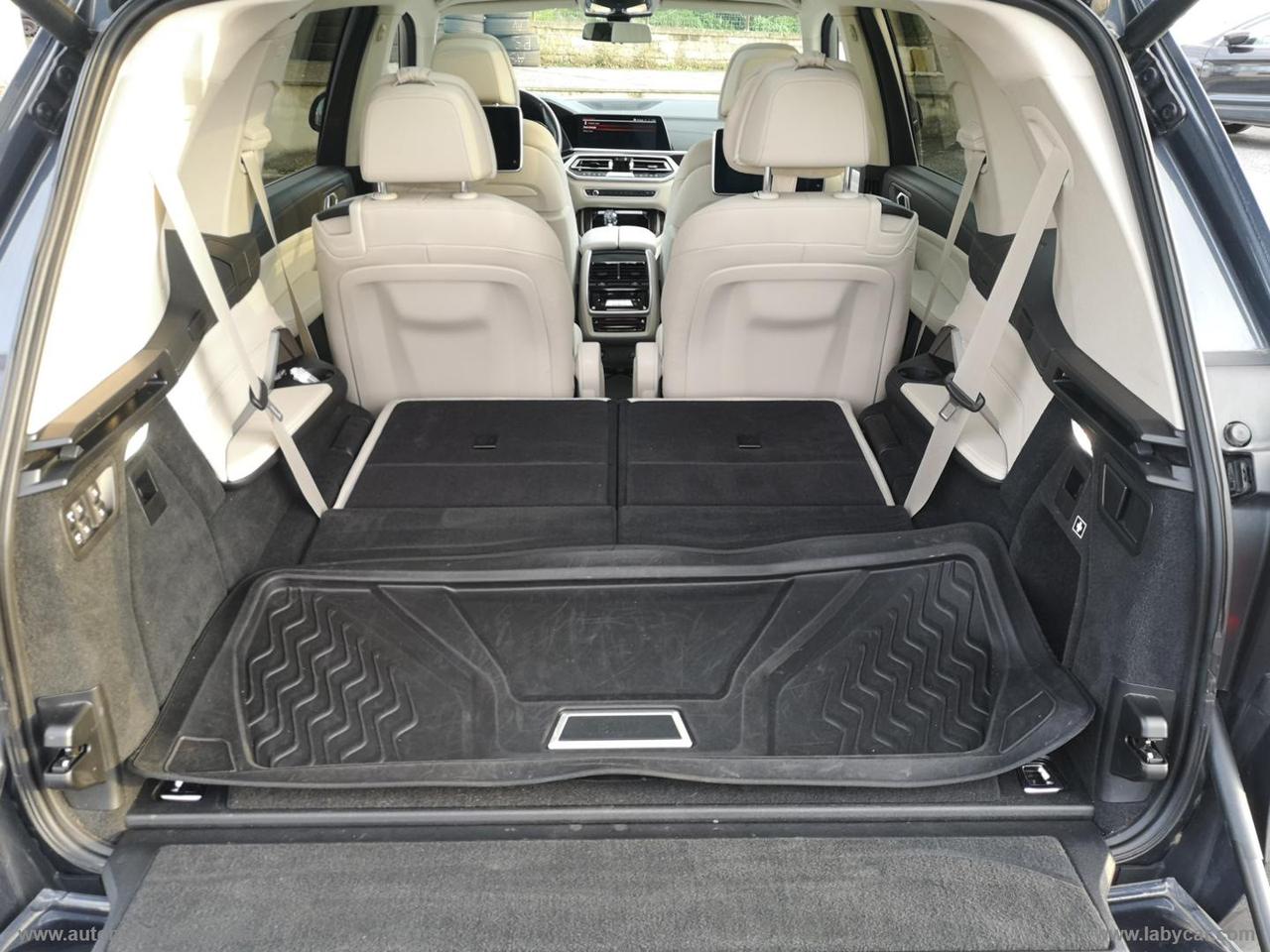 BMW X7 xDrive40d 48V IVA DEDUCIBILE RATE AUTO MOTO SCOOTER