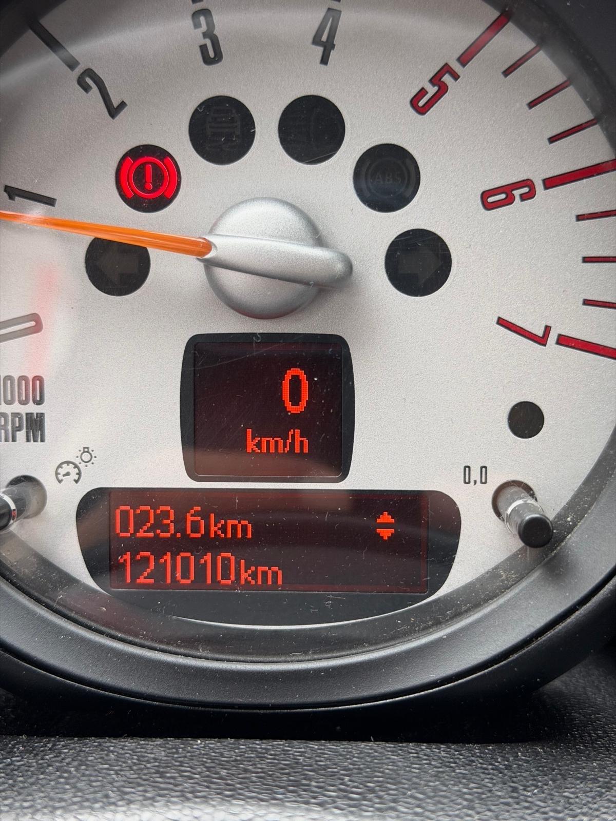 Mini Cooper D Countryman 1.6 Business 2013 Km 121000