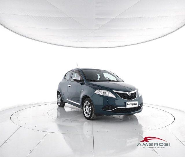 LANCIA Ypsilon 1.2 69 CV 5 porte Platinum