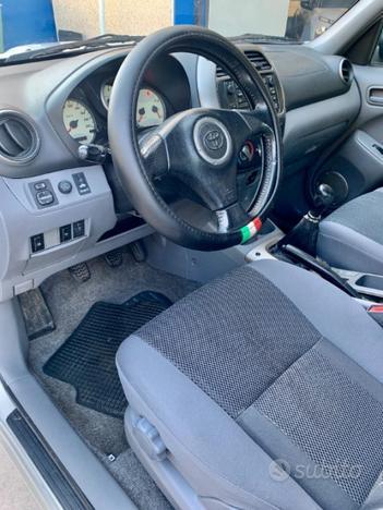 TOYOTA RAV 4 MY23 RAV4 2.0 Tdi D-4D cat 5 porte