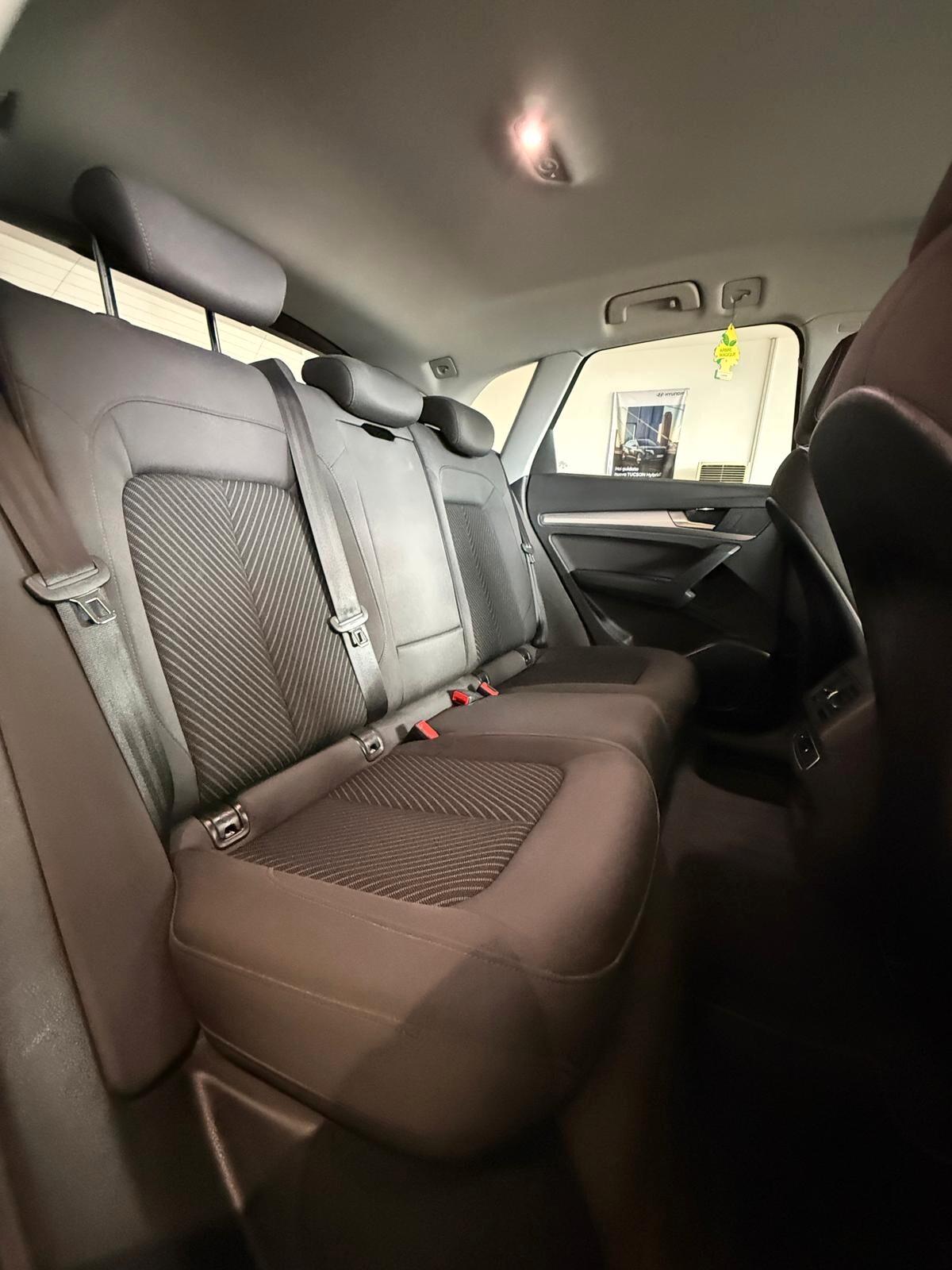 Audi Q5 35 TDI S tronic Business