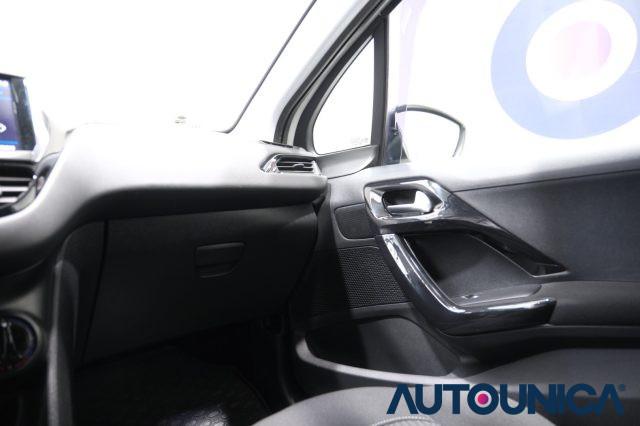 PEUGEOT 208 PURETECH 82 5 PORTE GPL ALLURE NEOPATENTATI