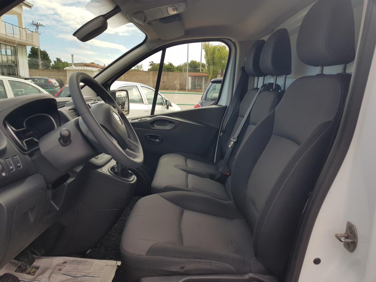 RENAULT TRAFIC T27 2.0 DCI 120CV PC-TN FURGONE