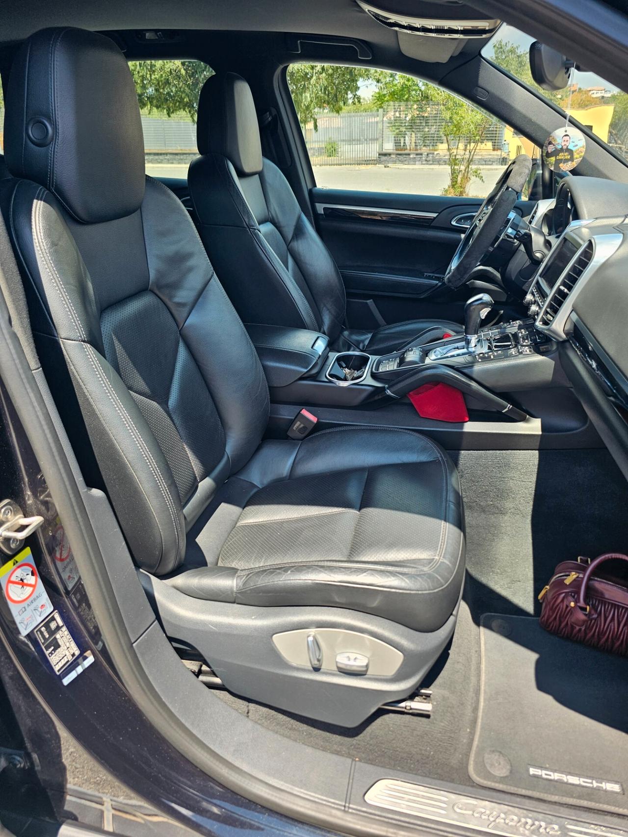 Porsche Cayenne 3.0 Diesel V6 250cv cambio automatico