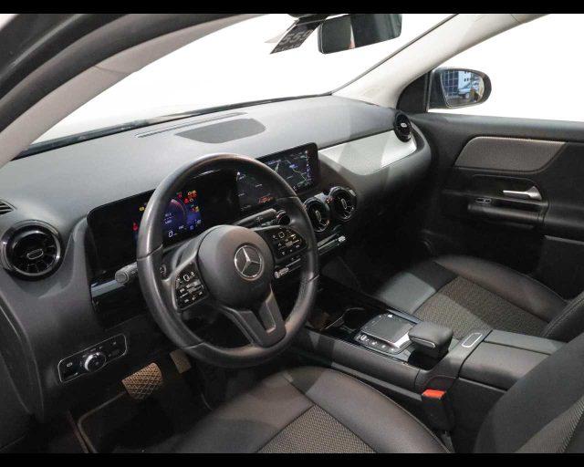 MERCEDES-BENZ GLA 200 d Automatic Business Extra