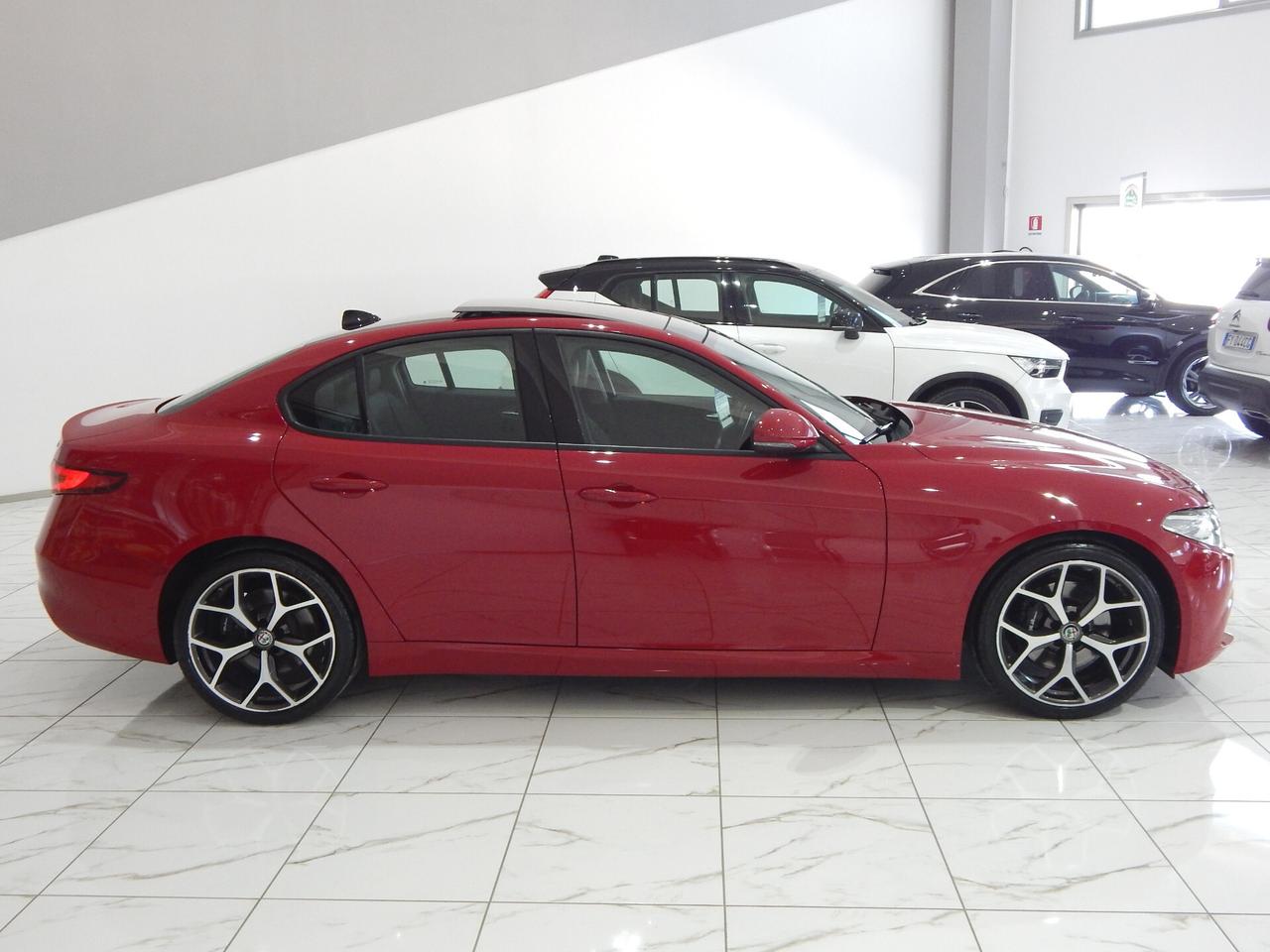 Alfa Romeo Giulia 2.2 t Executive 190cv Aut. TETTO-NAVI-PELLE-PARK