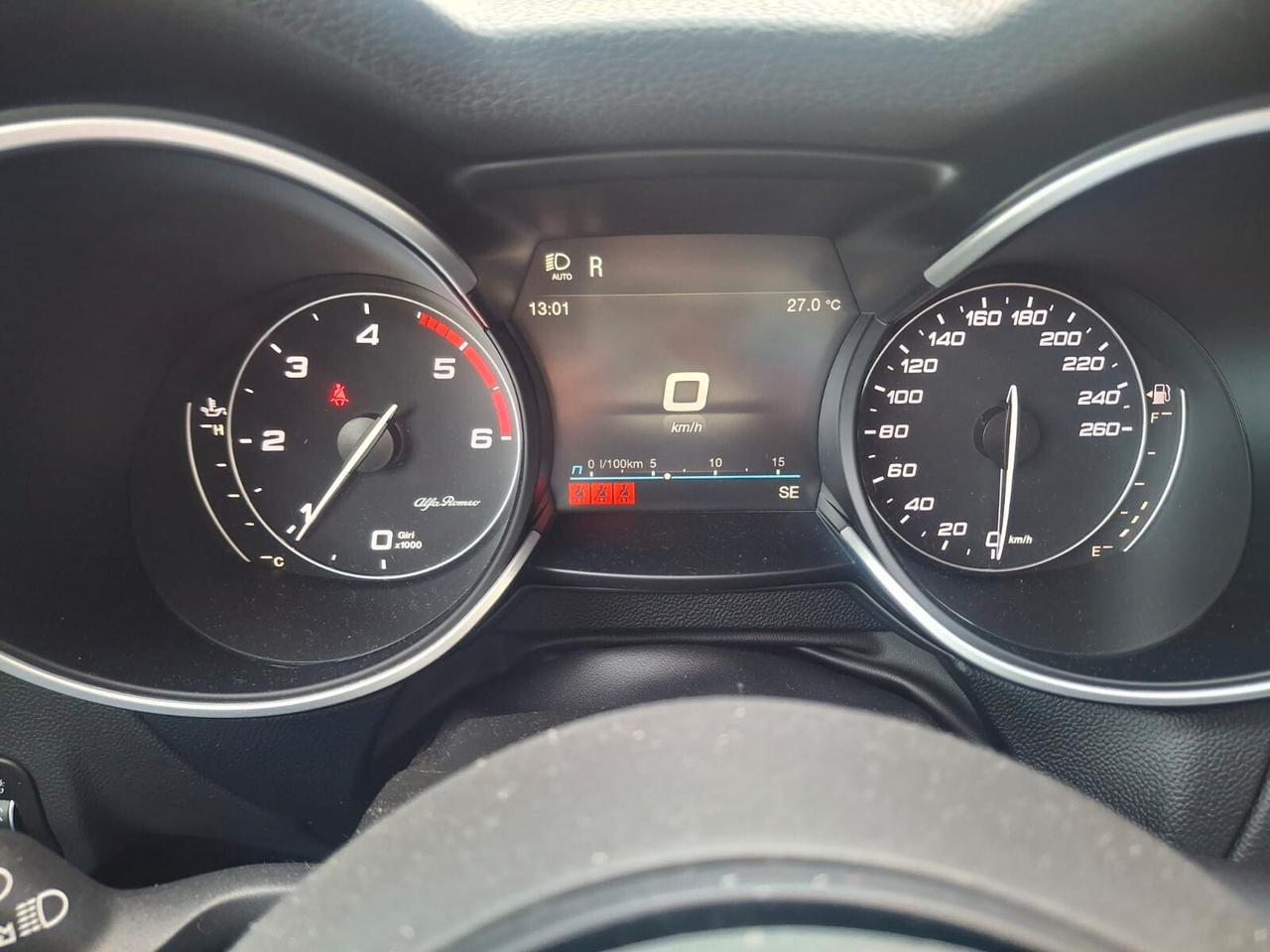 Alfa Romeo Stelvio 2.2 Turbodiesel 160 CV AT8 RWD Business