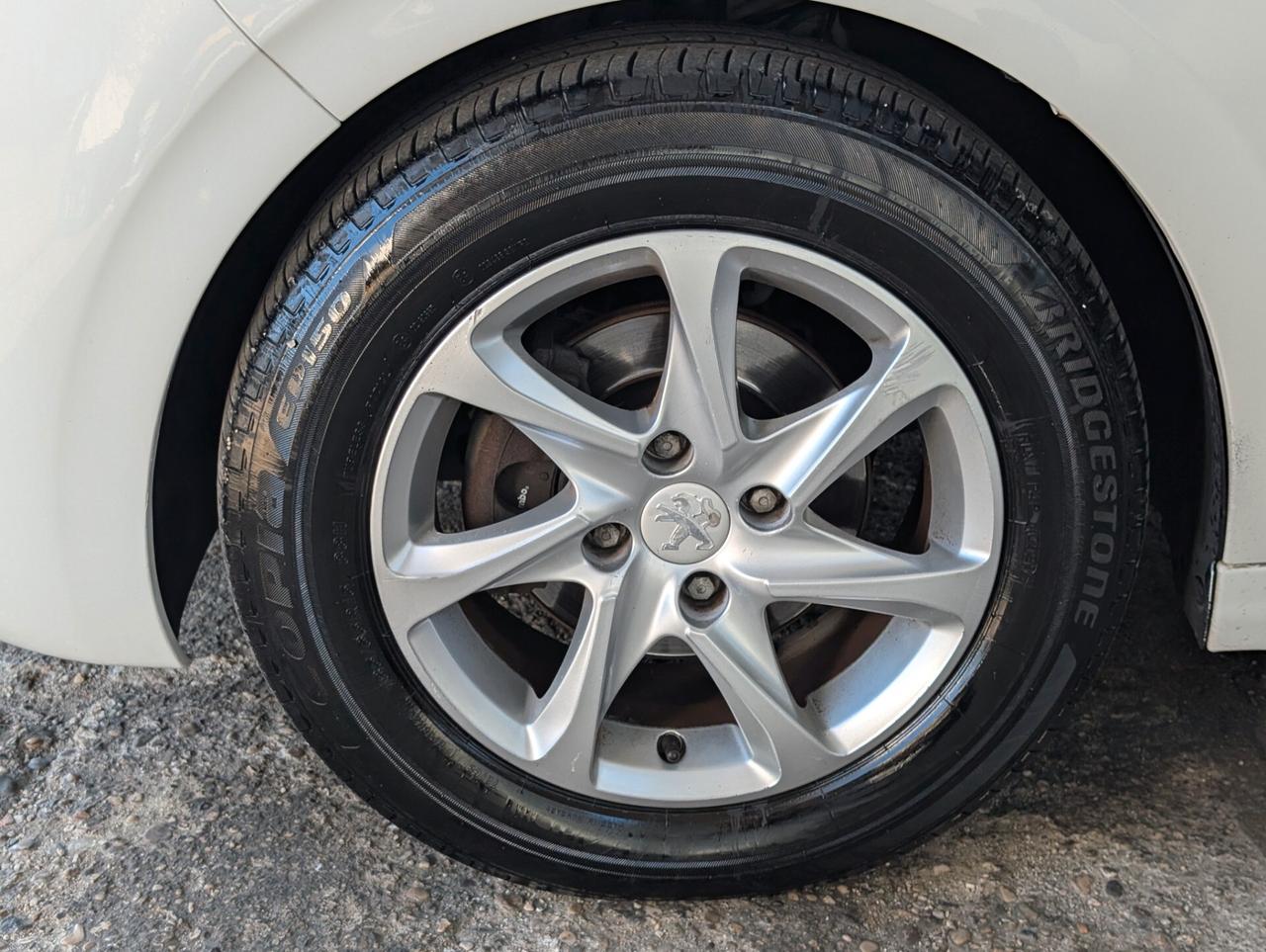 Peugeot 208 1.4 VTi 95 CV 3p. Allure