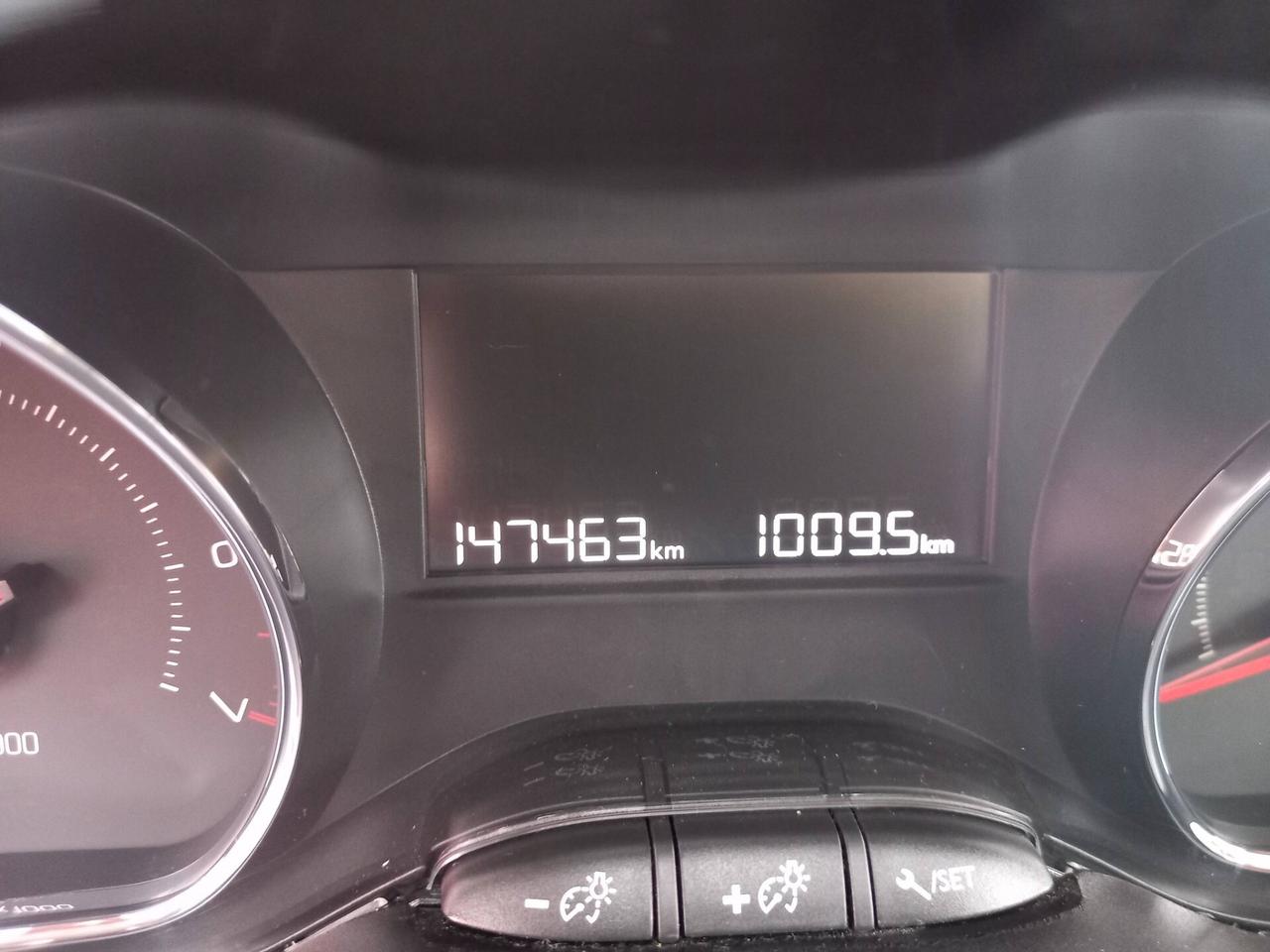 Peugeot 208 1.0 VTi 68 CV 5 porte Active