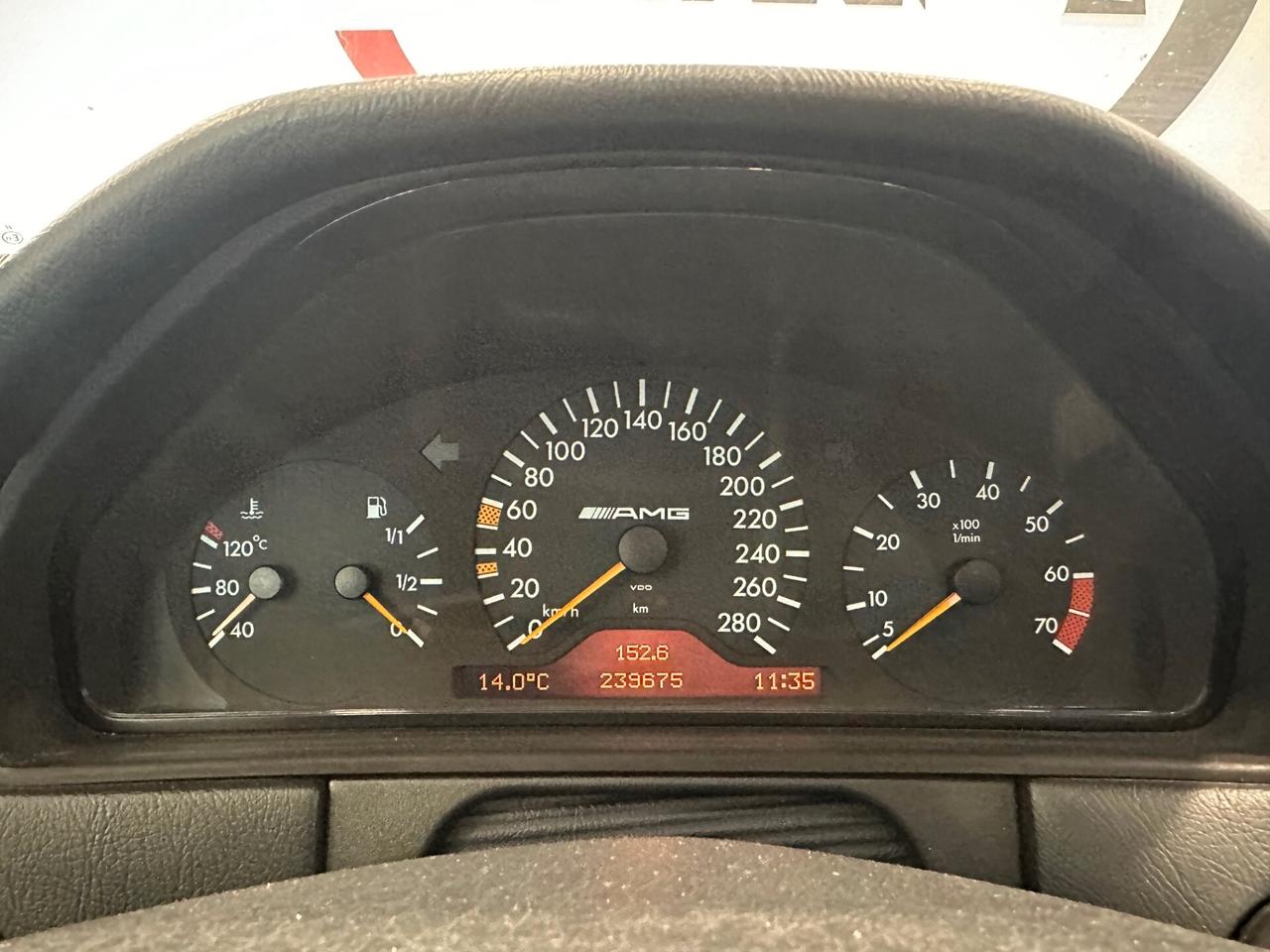Mercedes-benz E 50 AMG 5.0 V8 ASI