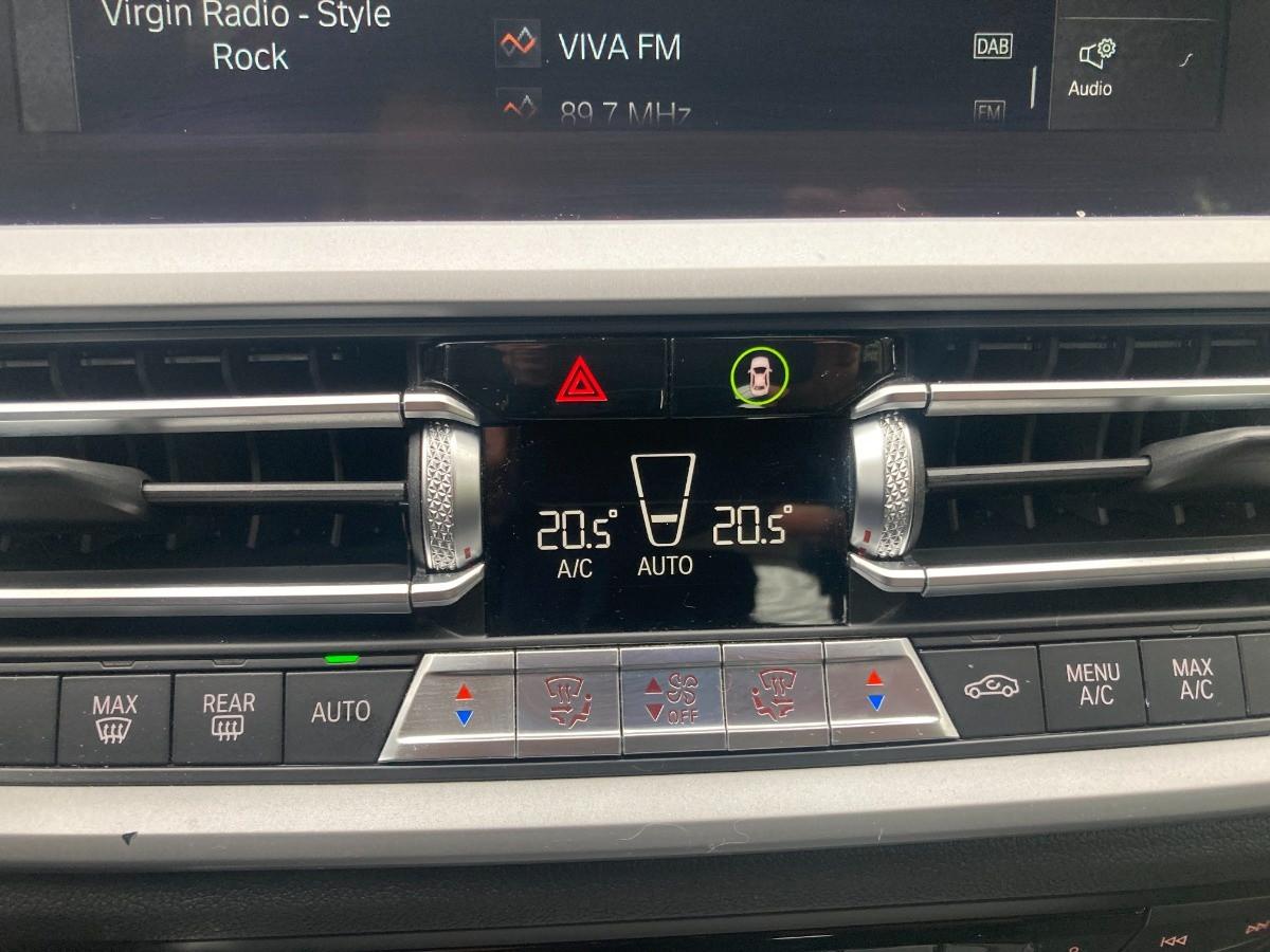 BMW 320d Touring mhev 48V xdrive auto