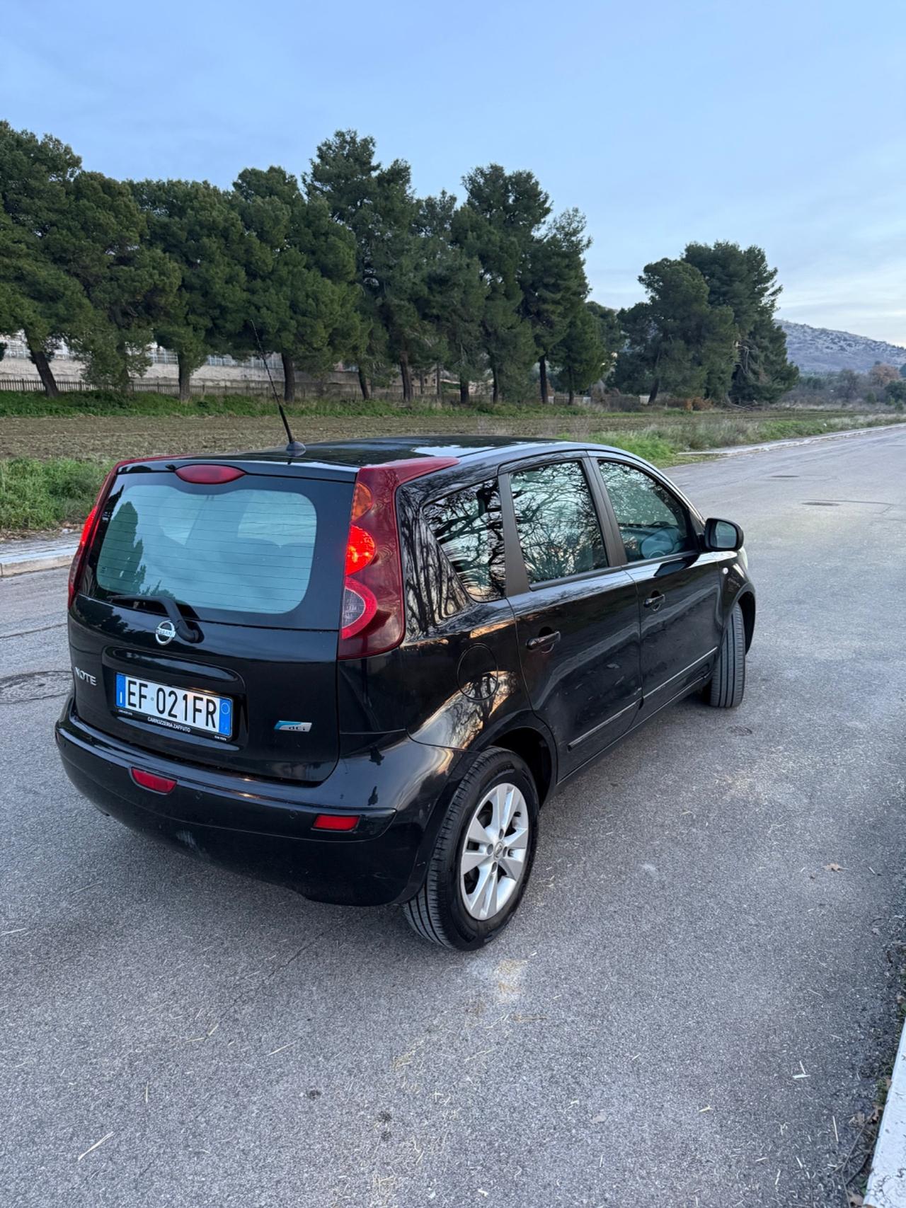 Nissan Note 1.5 dCi 90CV Tekna