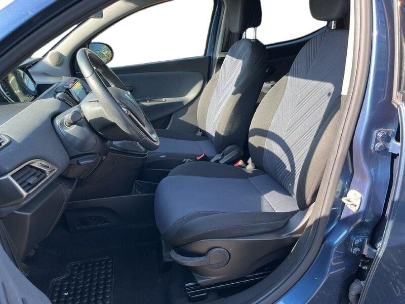 Lancia Ypsilon III 2021 1.0 firefly hybrid Gold Plus s&s 70cv