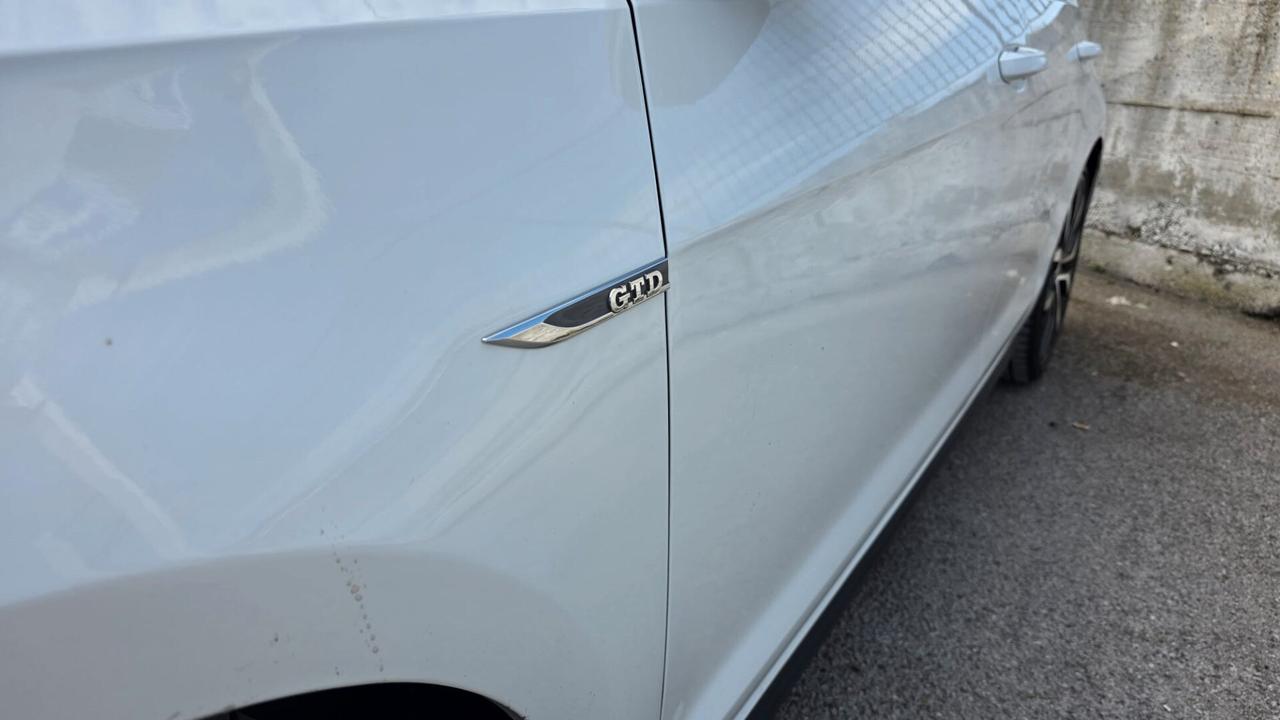 Volkswagen Golf GTD 2.0 TDI DSG Tetto Cockpit
