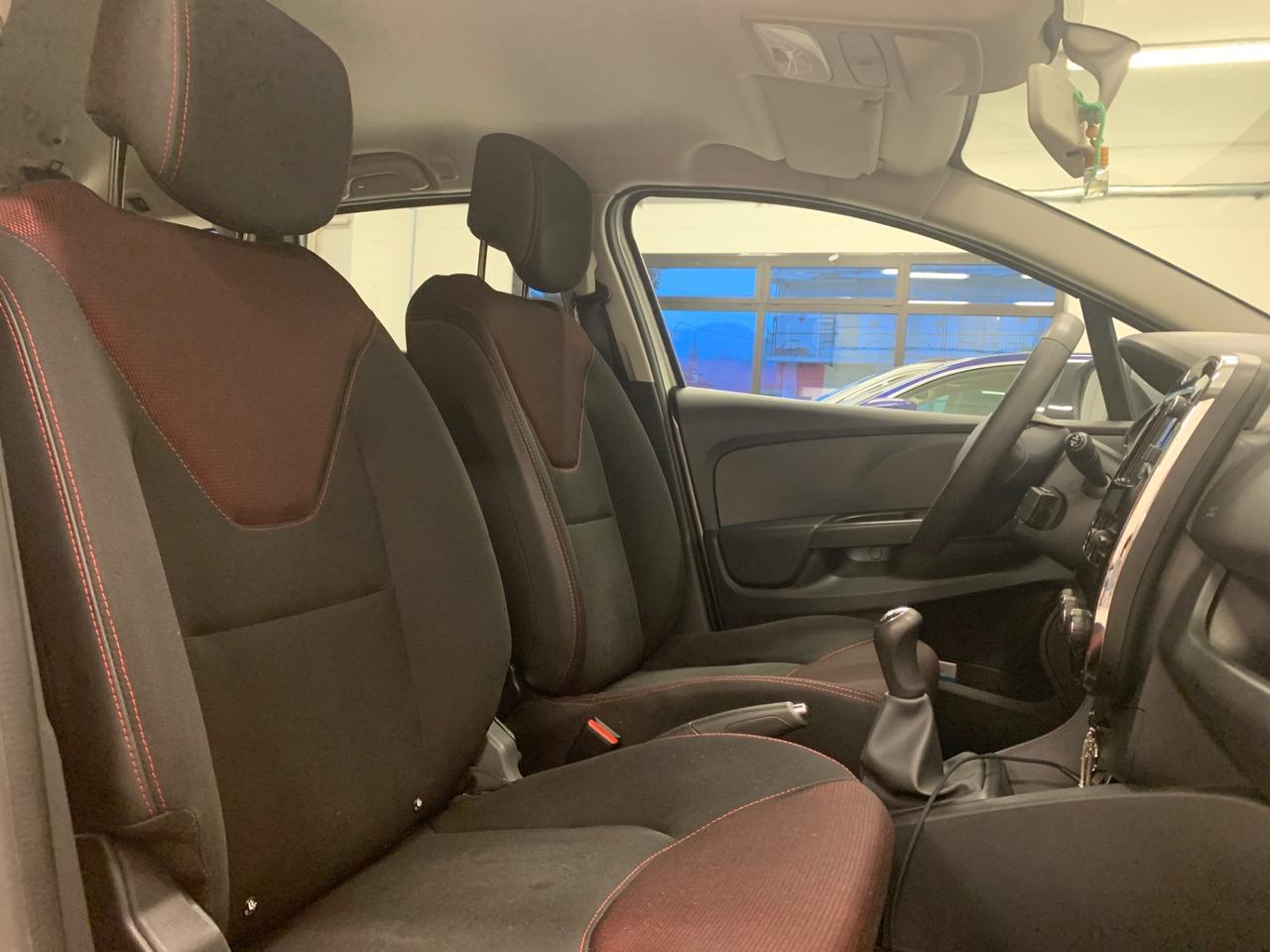 Renault Clio 1.2 75CV 5 porte Wave