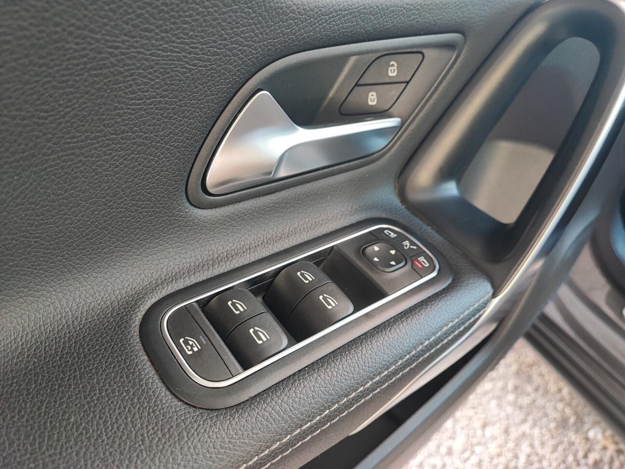 Mercedes-benz A 180 d Automatic Premium