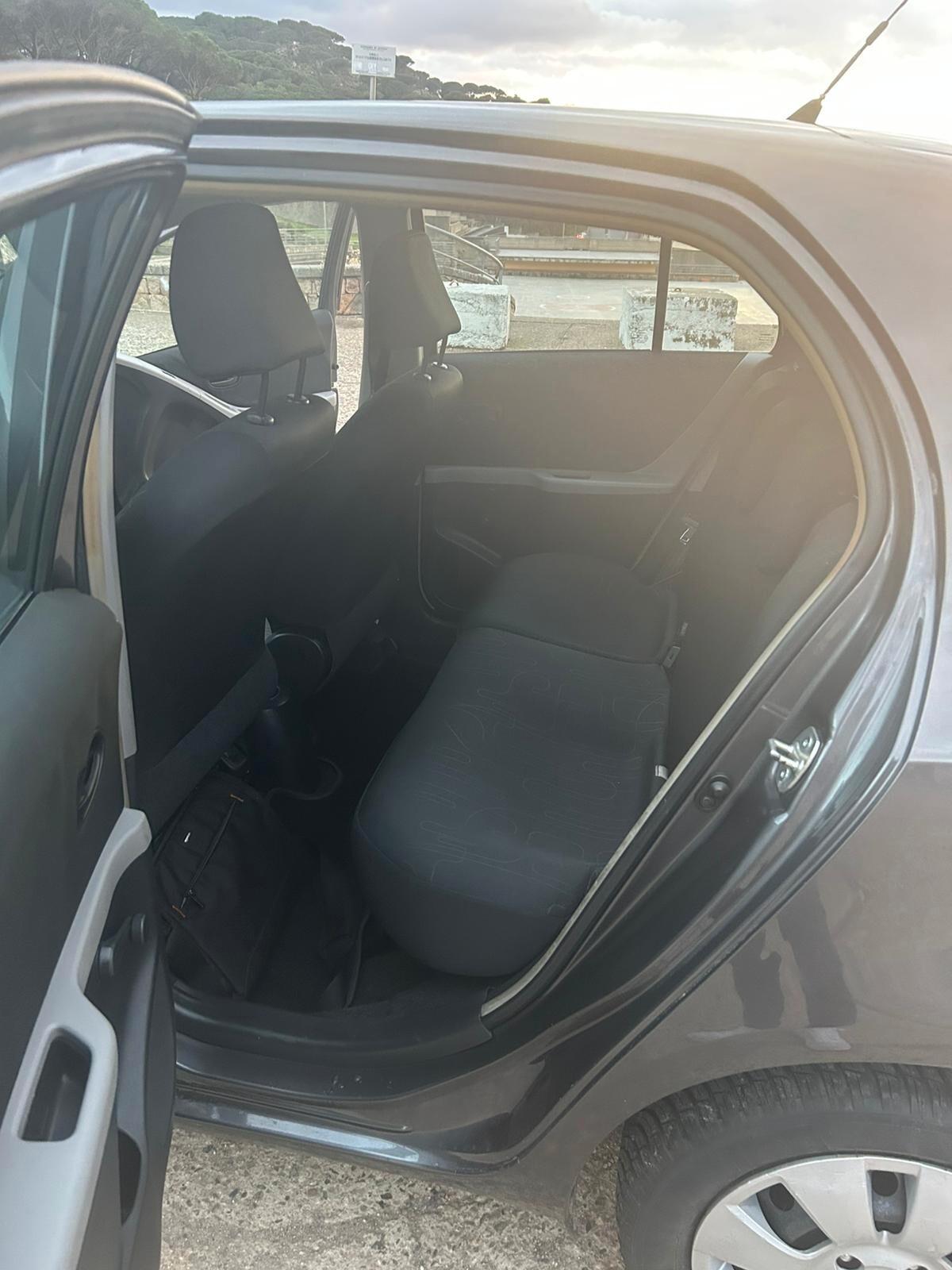 Toyota Yaris 1.0 tua a partire da 85€ al mese