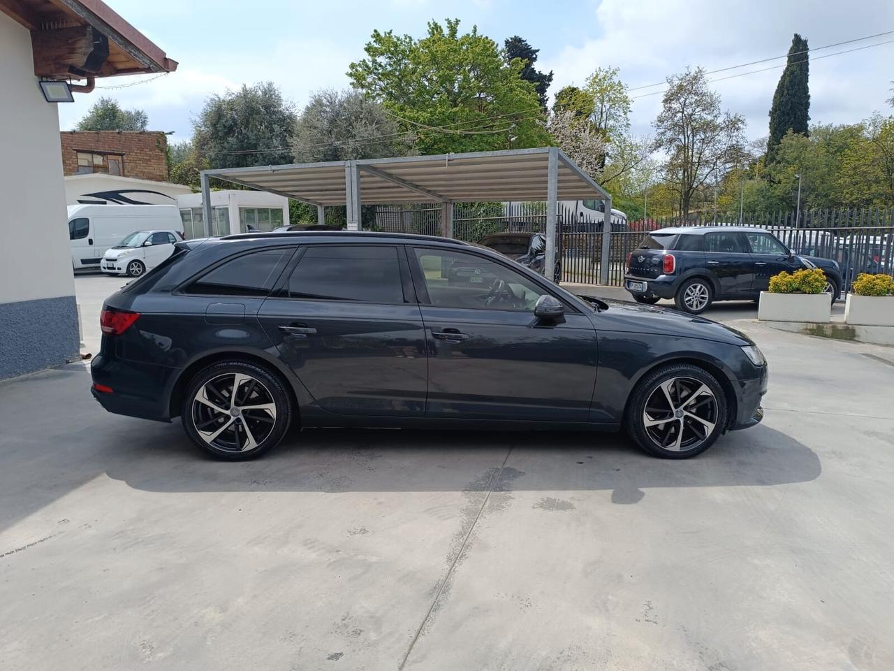 Audi A4 35 TDI S tronic Sport GARANZIA 24 MESI
