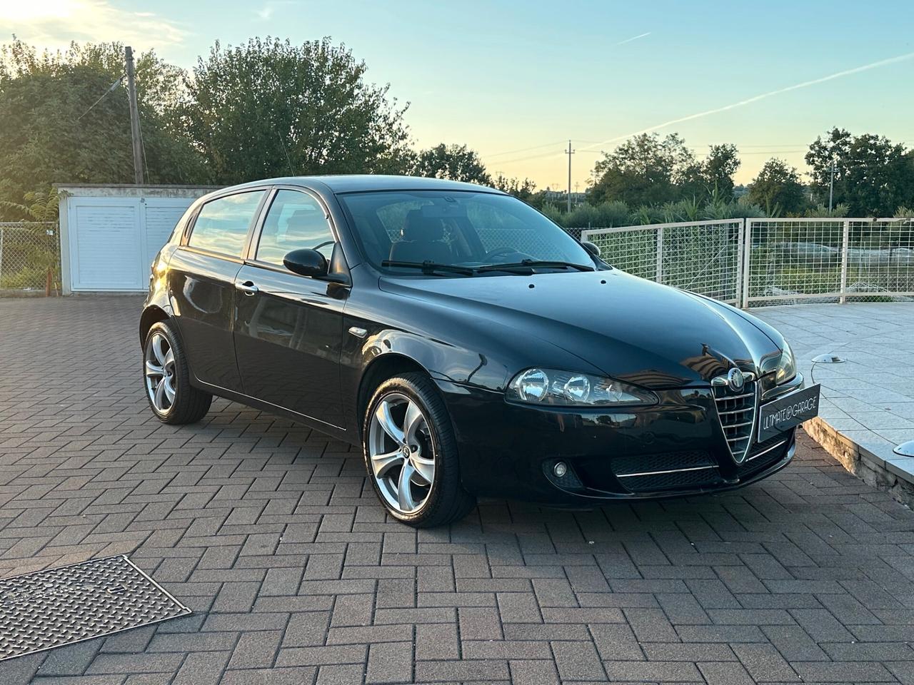 Alfa Romeo 147 1.9 JTD (120) 5 porte Distinctive *cerchi GTA