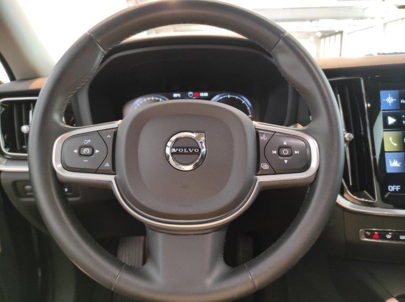 VOLVO V60 (2018-->) - V60 B4 (d) Geartronic Momentum Business Pro