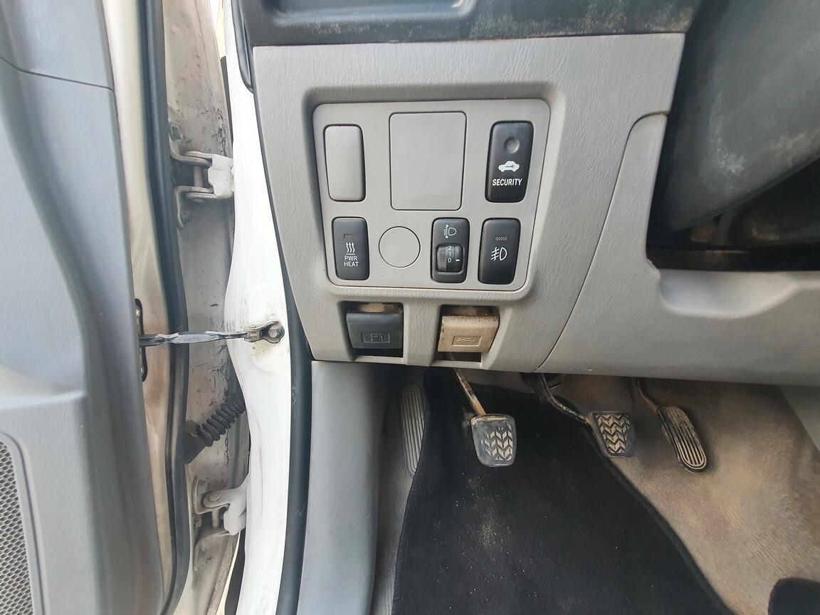 Toyota Hilux 2.5 D4D 120CV 4x4 Cab. Corta