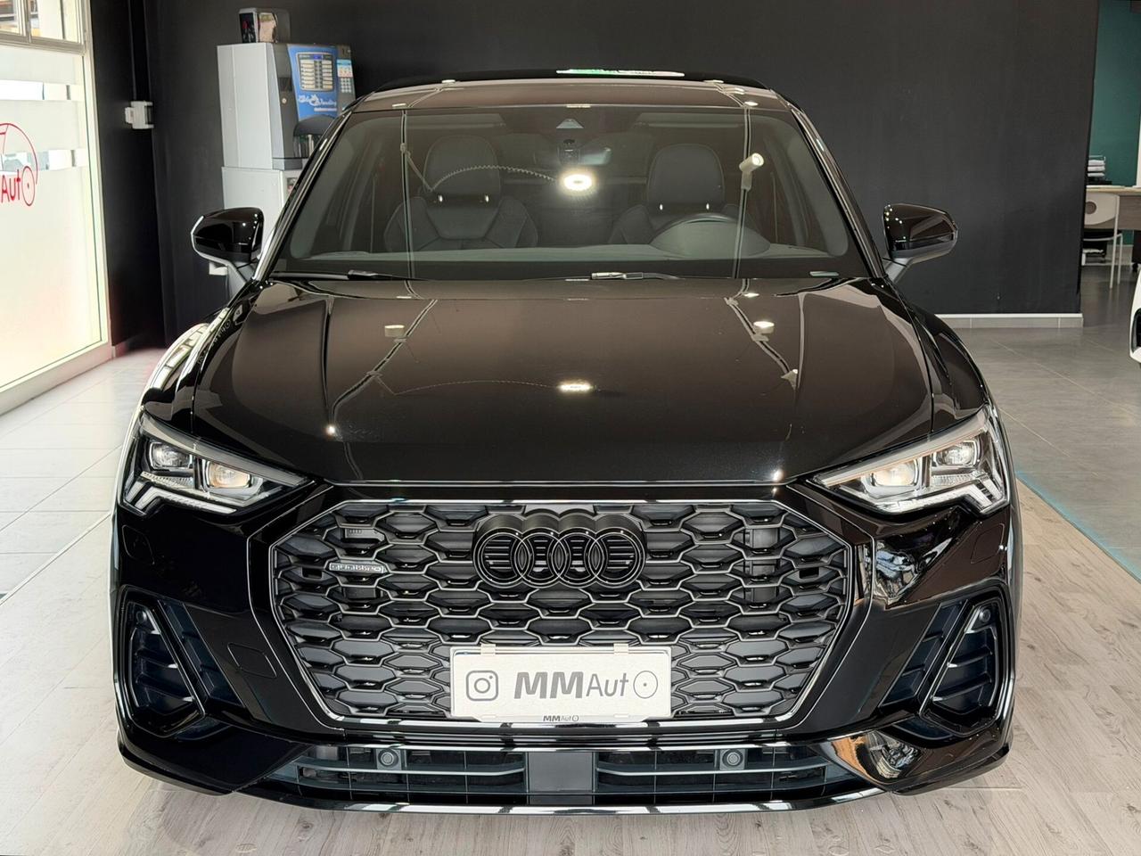 Audi Q3 SPB 35 TDI quattro S-Tronic S-Line Identity Black