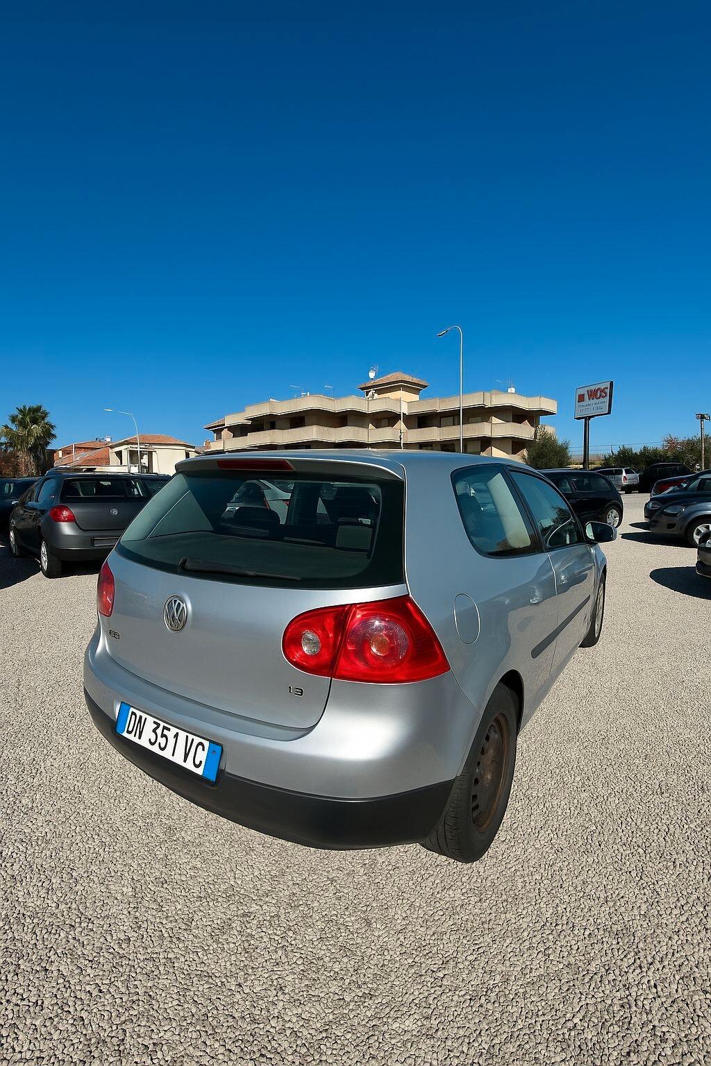 Volkswagen Golf 1.4 3p. Trendline