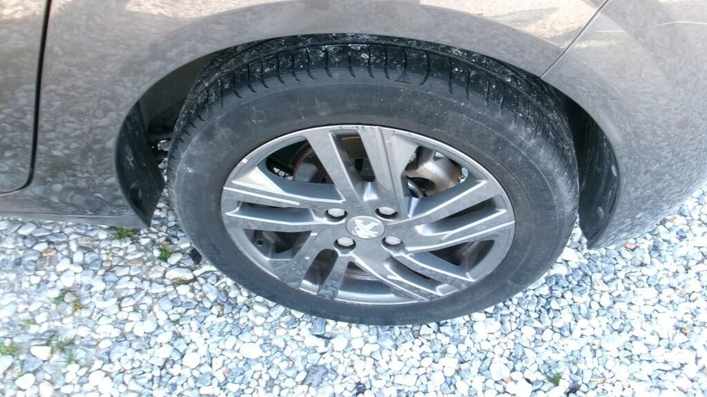 Peugeot 208 5 Porte 1.5 BlueHDi Active Pack