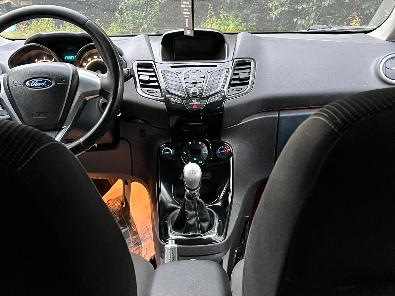 Ford Fiesta 1.4 5 porte Bz.- GPL Black & White Edition