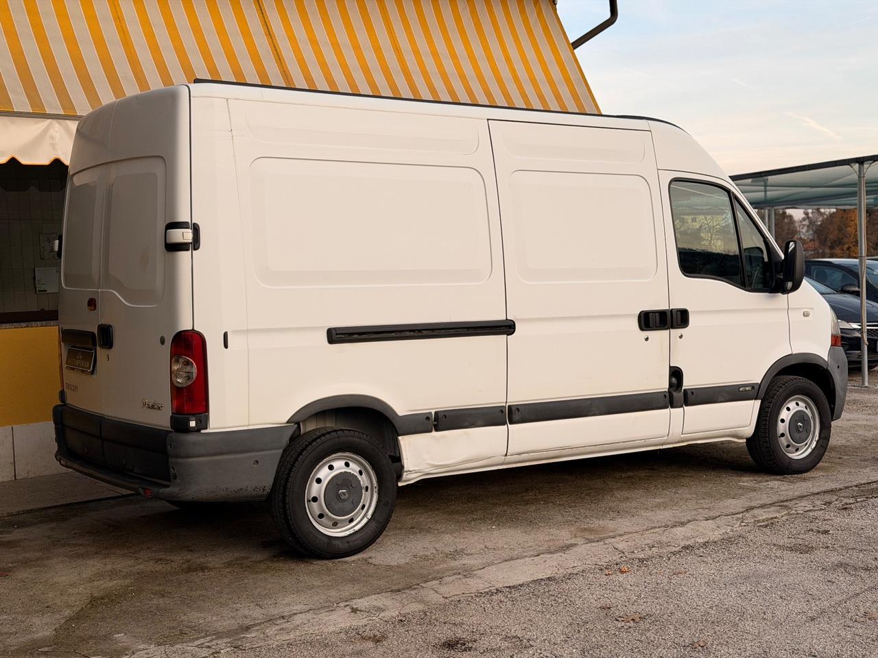 Renault Master 2.5dci 88kw TETTO ALTO PASSO CORTO