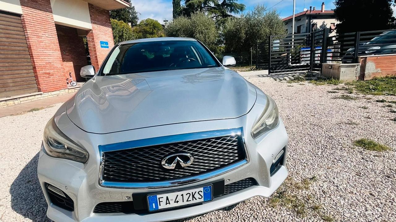 Infiniti Q50 2.2 diesel AT Sport