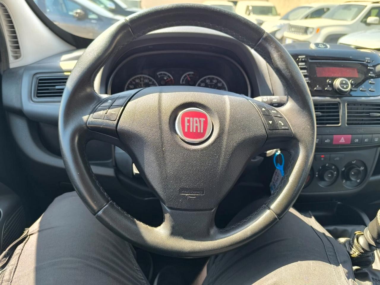 Doblò 1.6 MJT 105 CV Dynamic 5 POSTI 2015