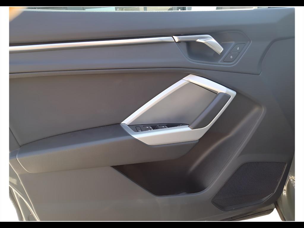 AUDI Q3 2 serie - Q3 35 TFSI Business Advanced